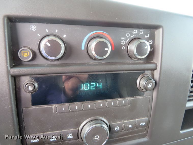 image for item DN5756 2013 Chevrolet Express  van