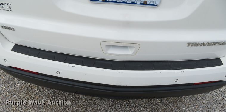 image for item DN5757 2013 Chevrolet Traverse LT  SUV