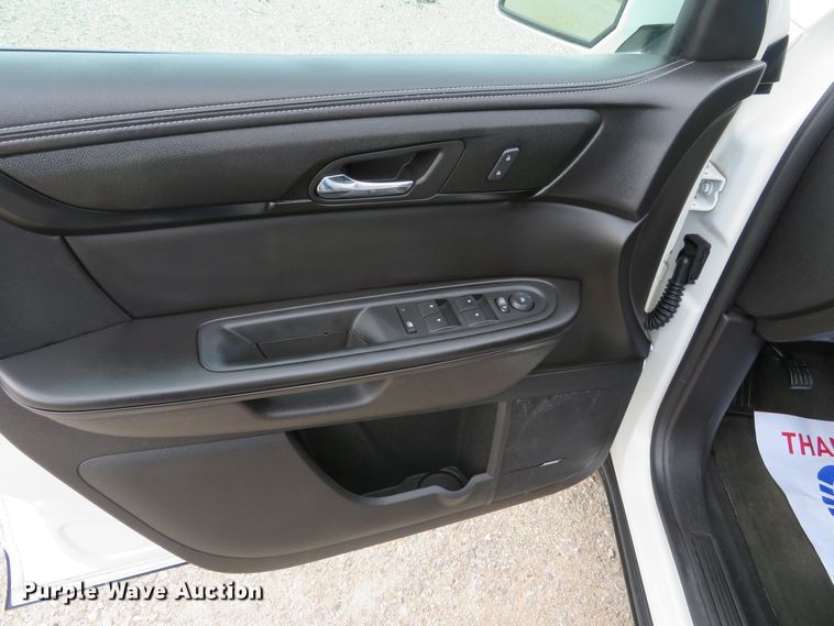 image for item DN5757 2013 Chevrolet Traverse LT  SUV