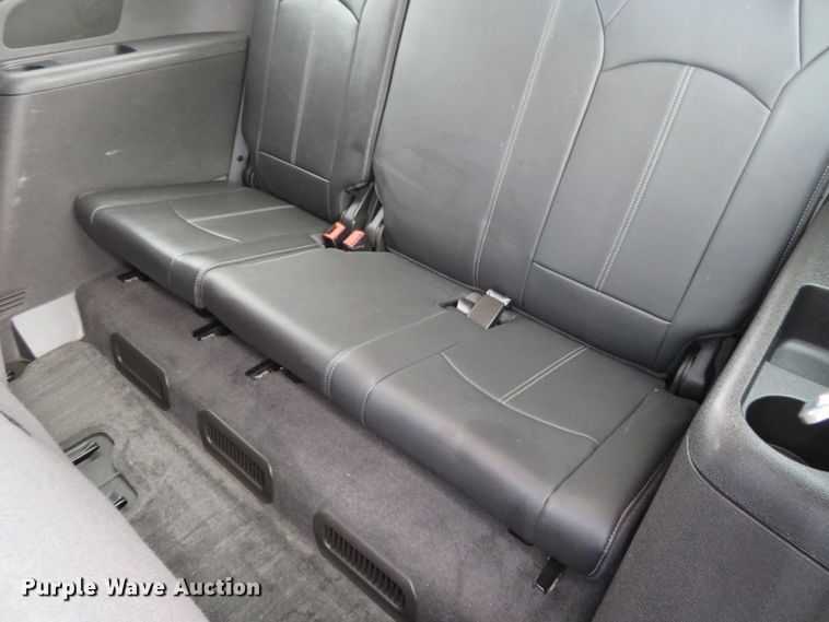 image for item DN5757 2013 Chevrolet Traverse LT  SUV