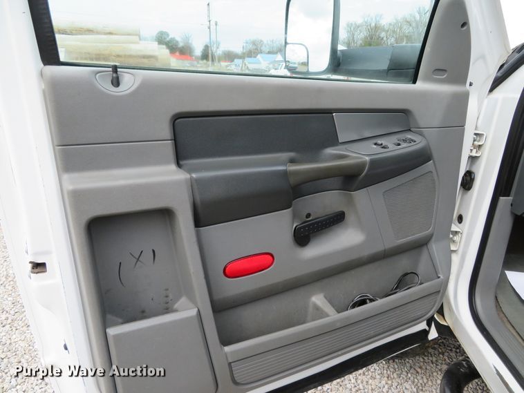 image for item DN5758 2008 Dodge Ram 5500  utility / service truck