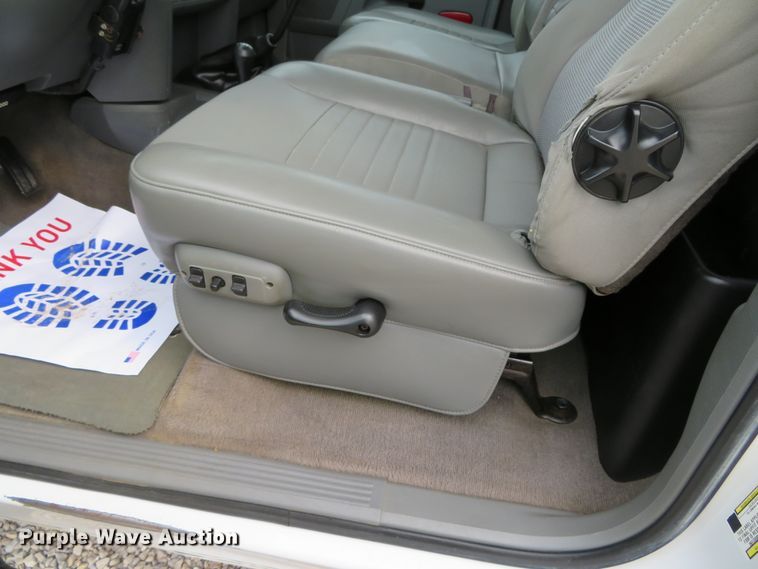 image for item DN5758 2008 Dodge Ram 5500  utility / service truck