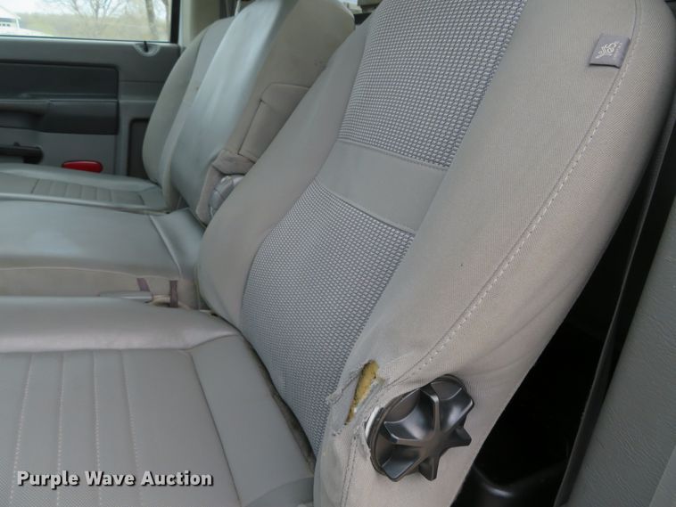 image for item DN5758 2008 Dodge Ram 5500  utility / service truck