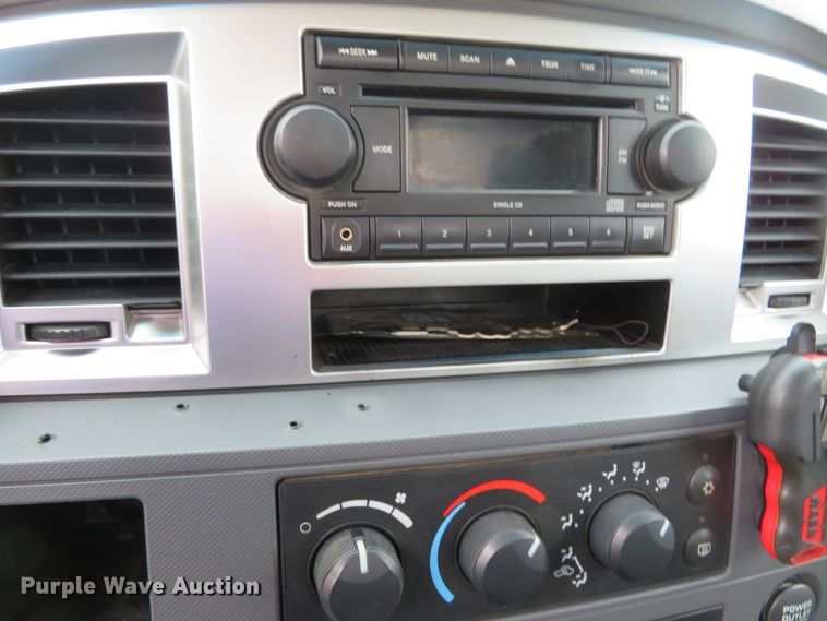 image for item DN5758 2008 Dodge Ram 5500  utility / service truck