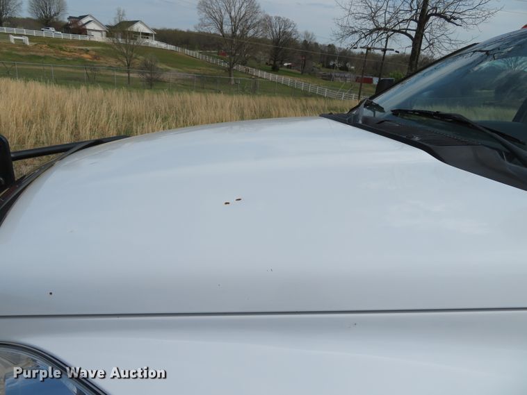 image for item DN5759 2010 Dodge Ram 5500HD  bucket truck