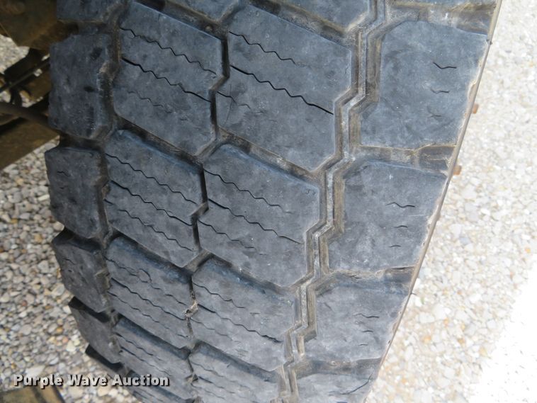 image for item DN5759 2010 Dodge Ram 5500HD  bucket truck