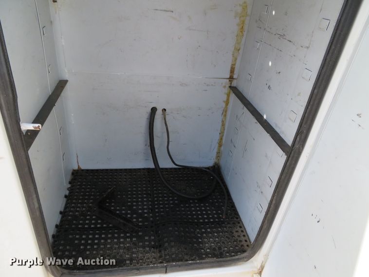 image for item DN5759 2010 Dodge Ram 5500HD  bucket truck