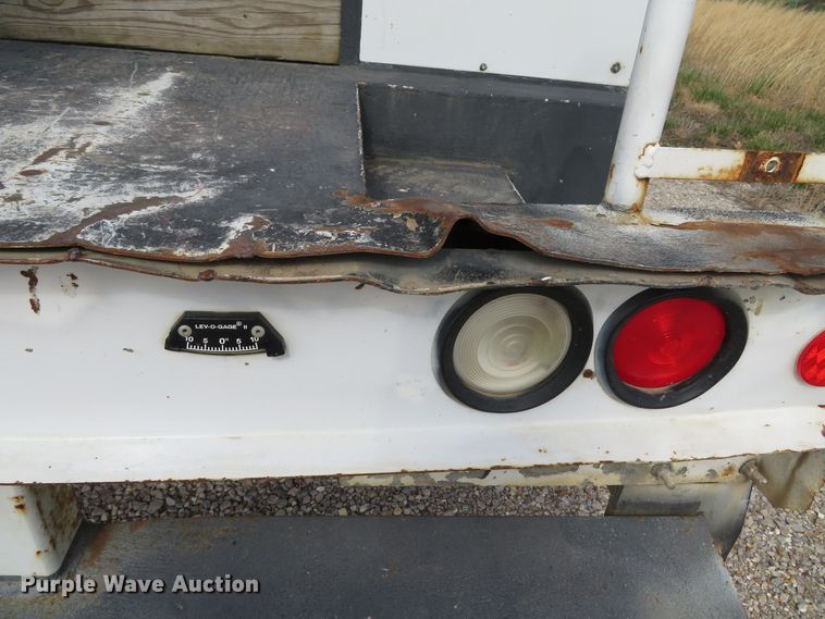 image for item DN5759 2010 Dodge Ram 5500HD  bucket truck