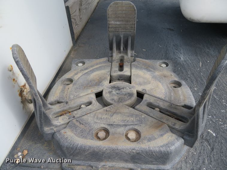 image for item DN5759 2010 Dodge Ram 5500HD  bucket truck