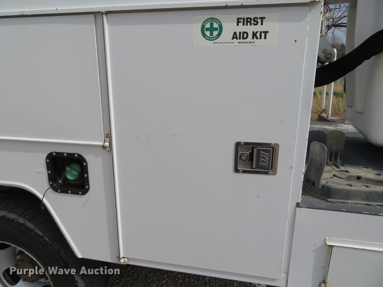 image for item DN5759 2010 Dodge Ram 5500HD  bucket truck