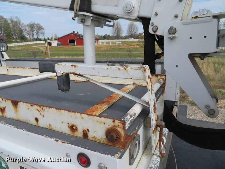 image for item DN5759 2010 Dodge Ram 5500HD  bucket truck