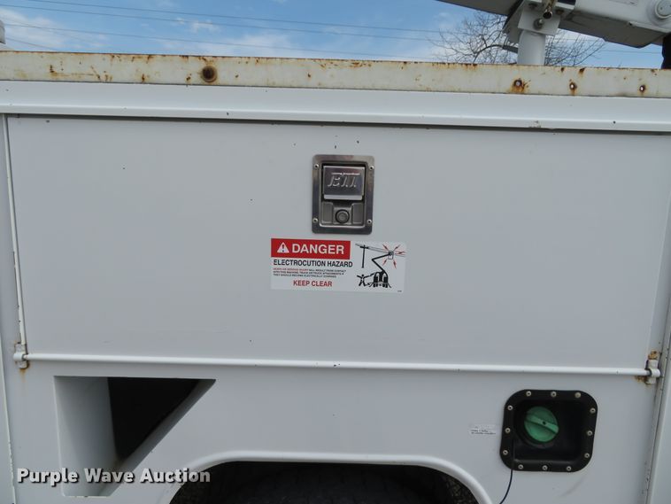 image for item DN5759 2010 Dodge Ram 5500HD  bucket truck