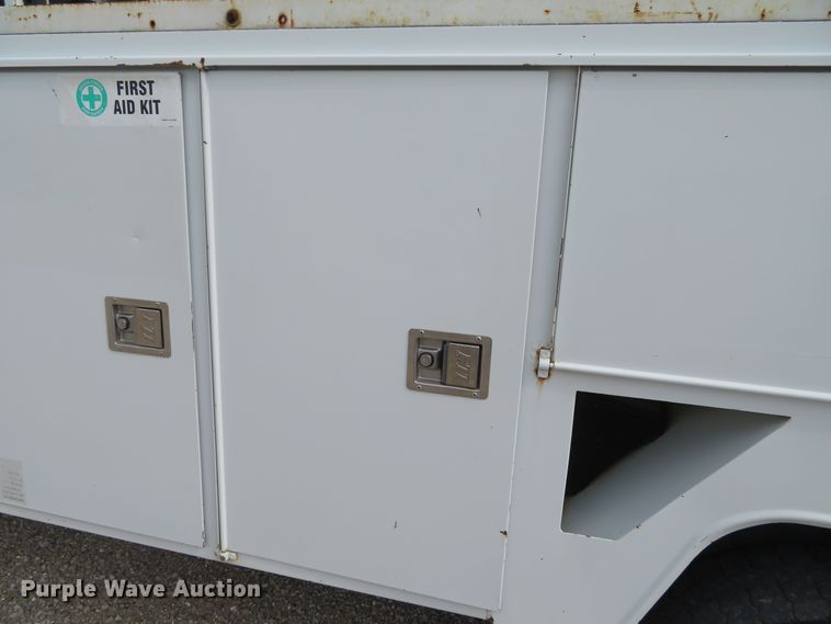 image for item DN5759 2010 Dodge Ram 5500HD  bucket truck