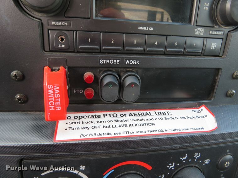 image for item DN5759 2010 Dodge Ram 5500HD  bucket truck