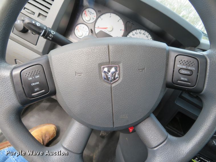 image for item DN5759 2010 Dodge Ram 5500HD  bucket truck