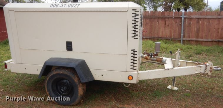 image for item ET9147 2010 Ingersoll Rand XP375WIR-T3  air compressor