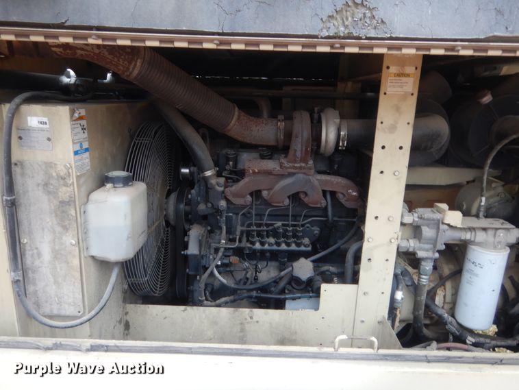 image for item ET9147 2010 Ingersoll Rand XP375WIR-T3  air compressor