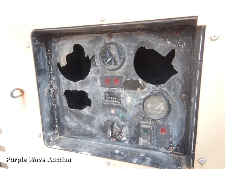 image for item ET9147 2010 Ingersoll Rand XP375WIR-T3  air compressor