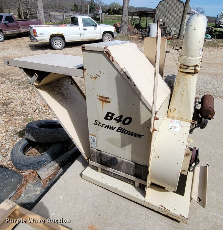 image for item FL9174 Finn B40  straw blower