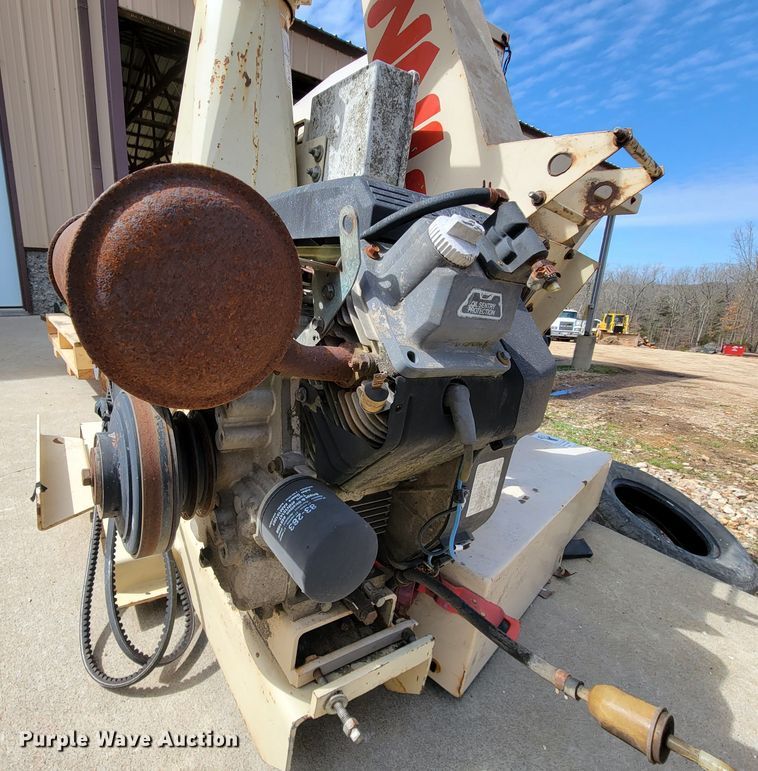 image for item FL9174 Finn B40  straw blower