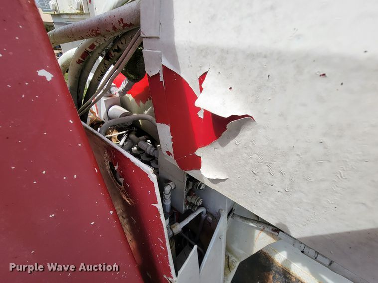 image for item FL9175 2005 International 4300  pressure digger derrick truck