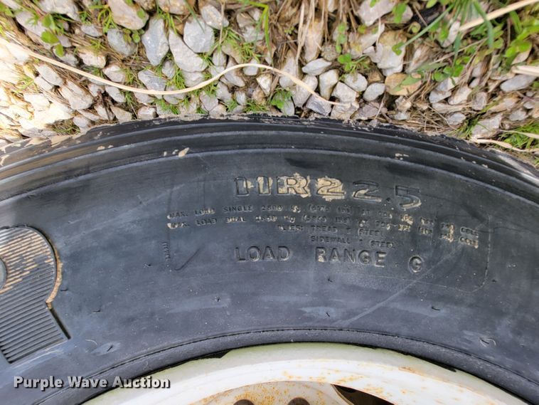 image for item FL9175 2005 International 4300  pressure digger derrick truck