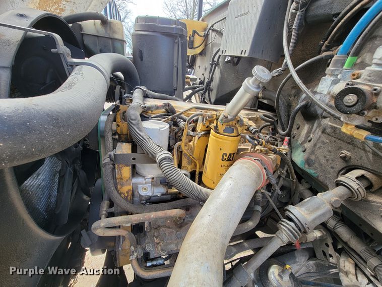 image for item FL9177 2001 GMC C7500  forestry bucket truck