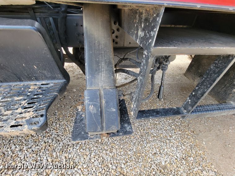 image for item FL9177 2001 GMC C7500  forestry bucket truck