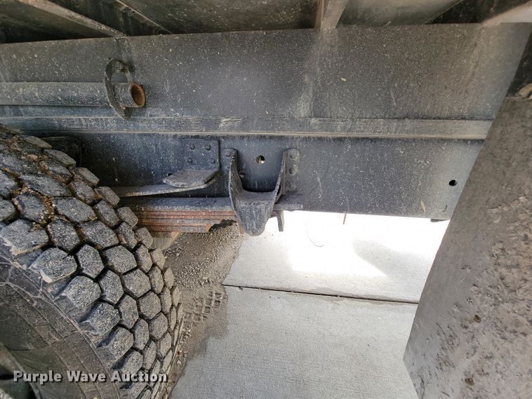 image for item FL9177 2001 GMC C7500  forestry bucket truck