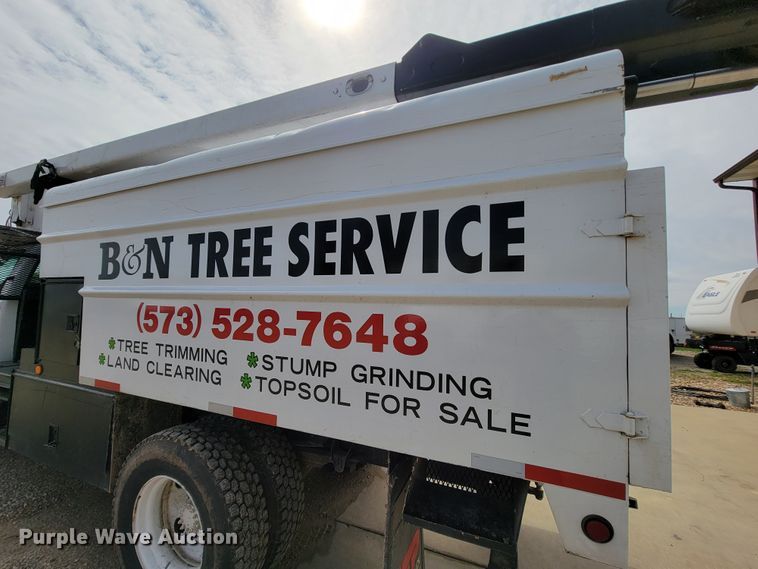 image for item FL9177 2001 GMC C7500  forestry bucket truck