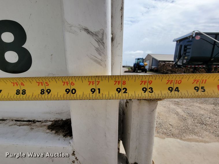 image for item FL9177 2001 GMC C7500  forestry bucket truck