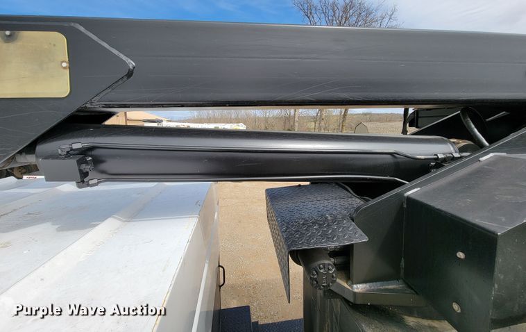 image for item FL9177 2001 GMC C7500  forestry bucket truck