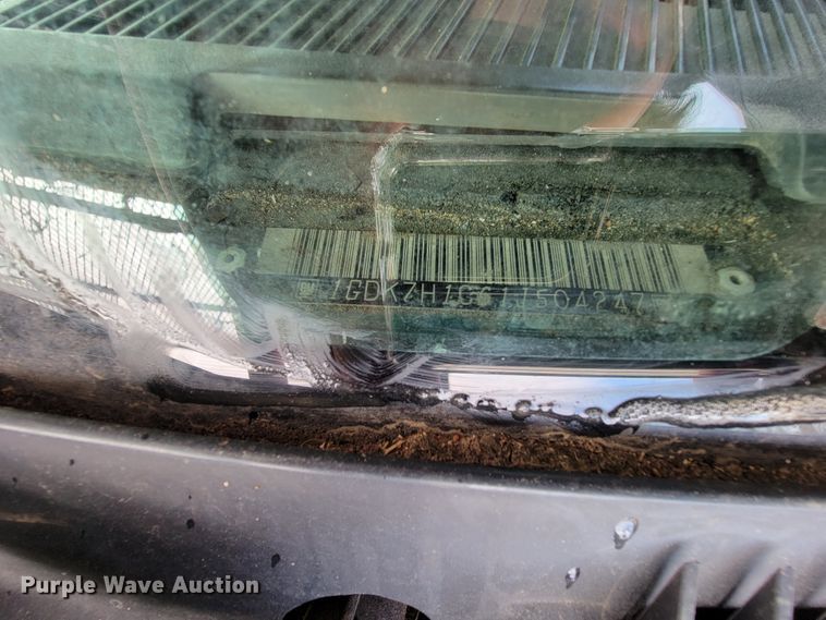 image for item FL9177 2001 GMC C7500  forestry bucket truck