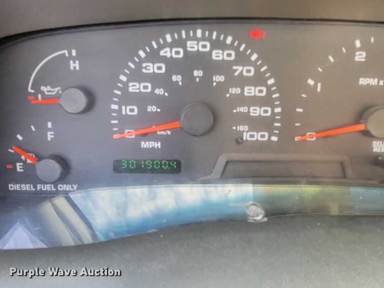 image for item FL9178 2004 Ford F550 Super Duty  bucket truck