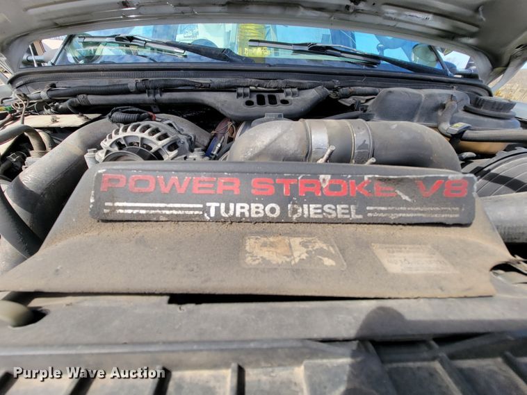 image for item FL9178 2004 Ford F550 Super Duty  bucket truck