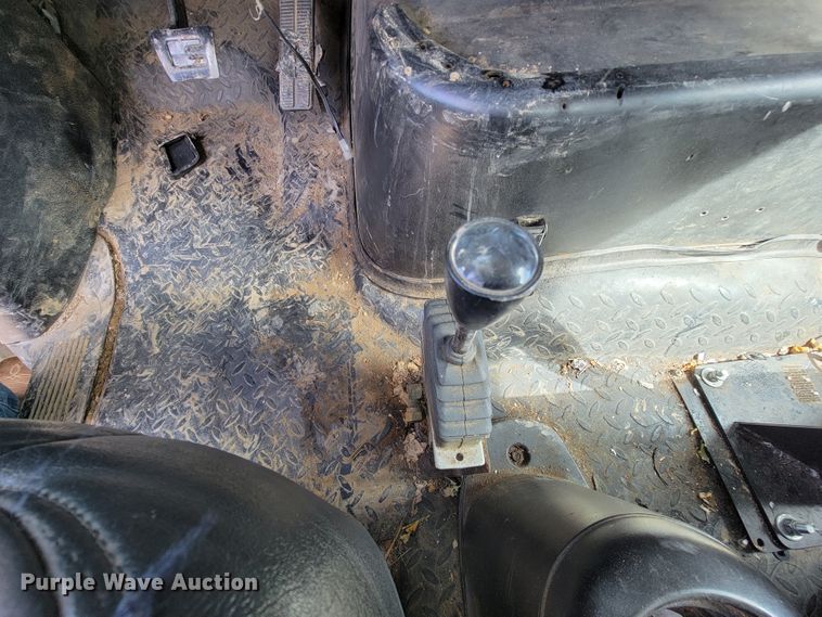 image for item FL9181 2006 Chevrolet C7500  bucket truck