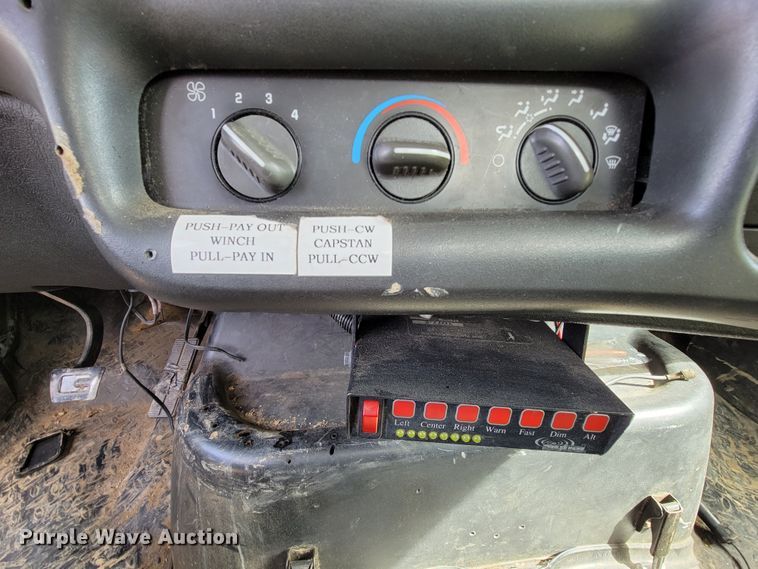 image for item FL9181 2006 Chevrolet C7500  bucket truck