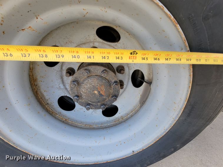 image for item FL9181 2006 Chevrolet C7500  bucket truck