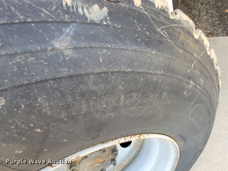 image for item FL9181 2006 Chevrolet C7500  bucket truck