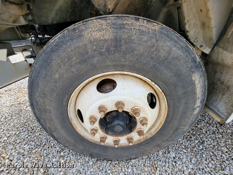 image for item FL9182 2007 Ford F750  bucket truck