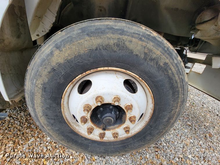 image for item FL9182 2007 Ford F750  bucket truck