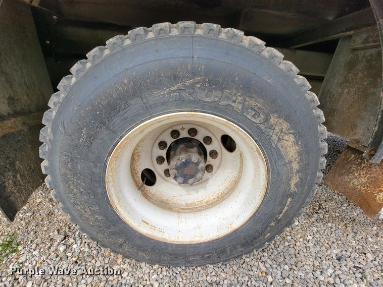 image for item FL9182 2007 Ford F750  bucket truck