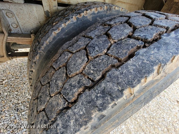 image for item FL9182 2007 Ford F750  bucket truck