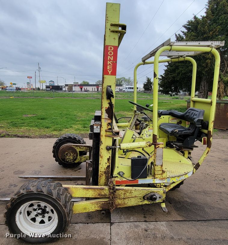 image for item FL9210 2005 Donkey D12-3K  forklift