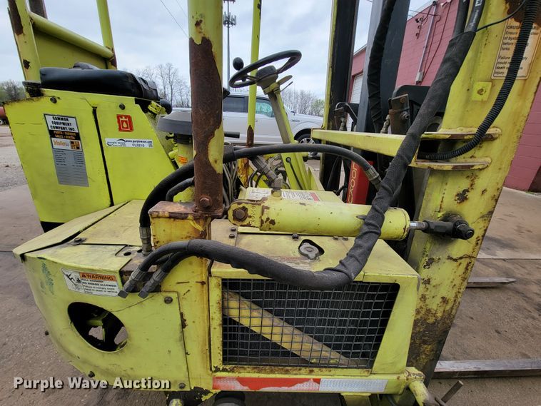 image for item FL9210 2005 Donkey D12-3K  forklift