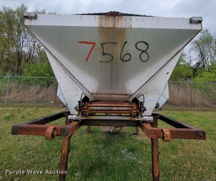 image for item FL9211 Swenson spreader