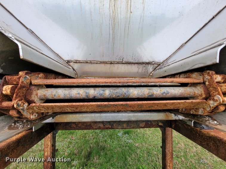 image for item FL9211 Swenson spreader