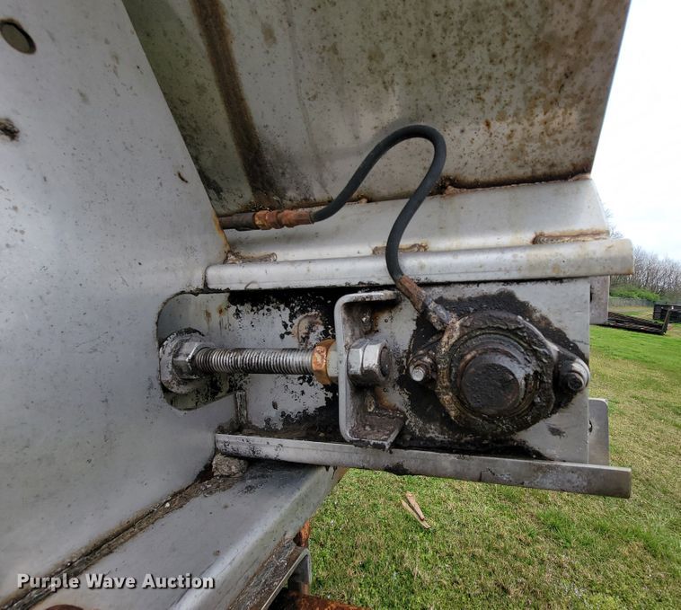 image for item FL9211 Swenson spreader