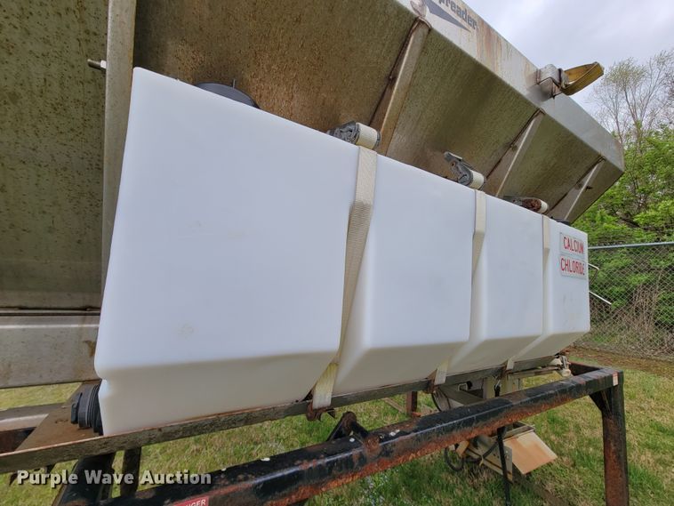 image for item FL9211 Swenson spreader