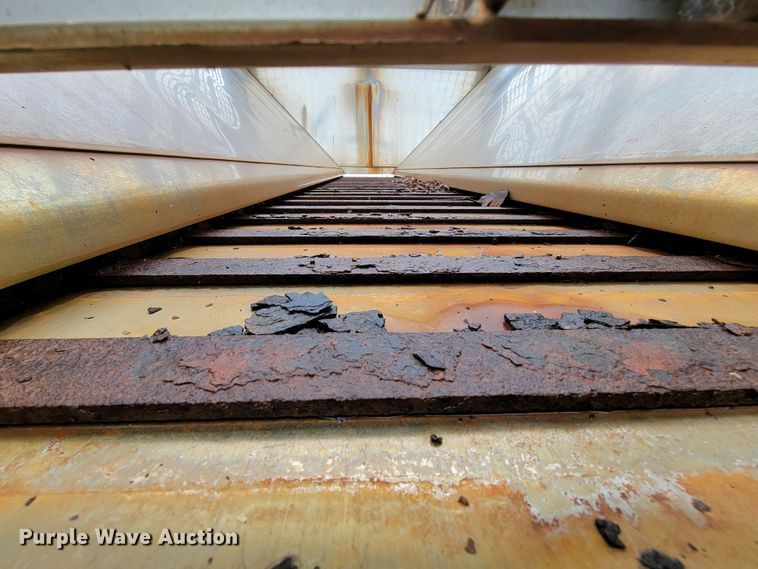 image for item FL9211 Swenson spreader